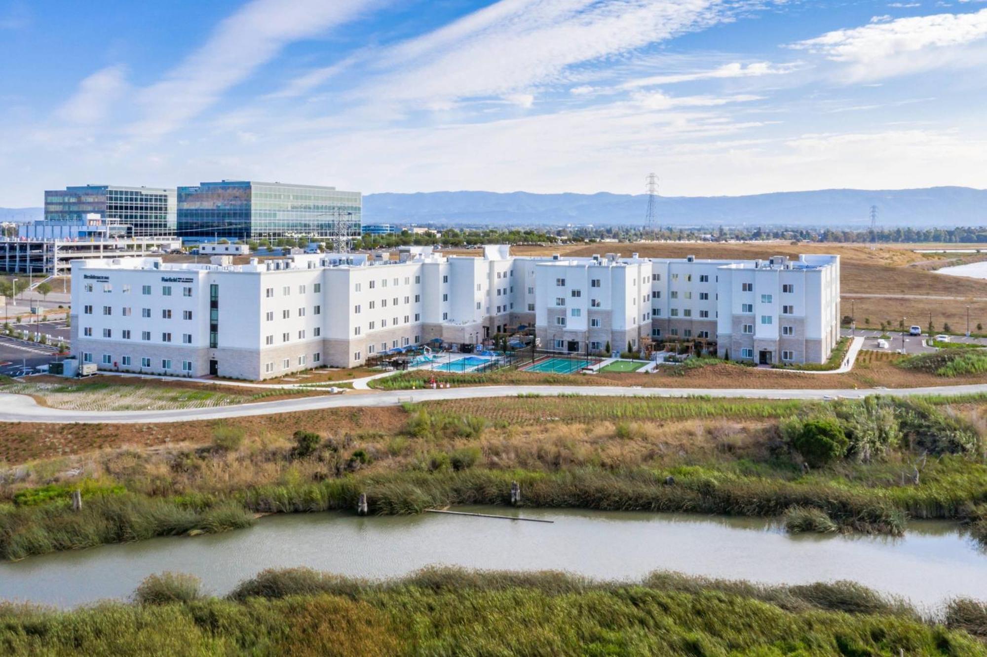 Fairfield Inn & Suites By Marriott San Jose North/Silicon Valley Екстериор снимка